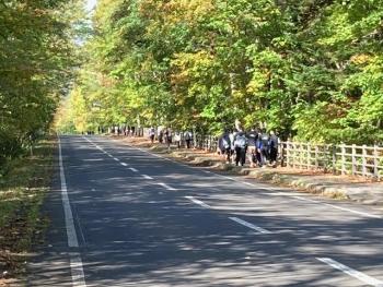 強歩遠足の一コマ