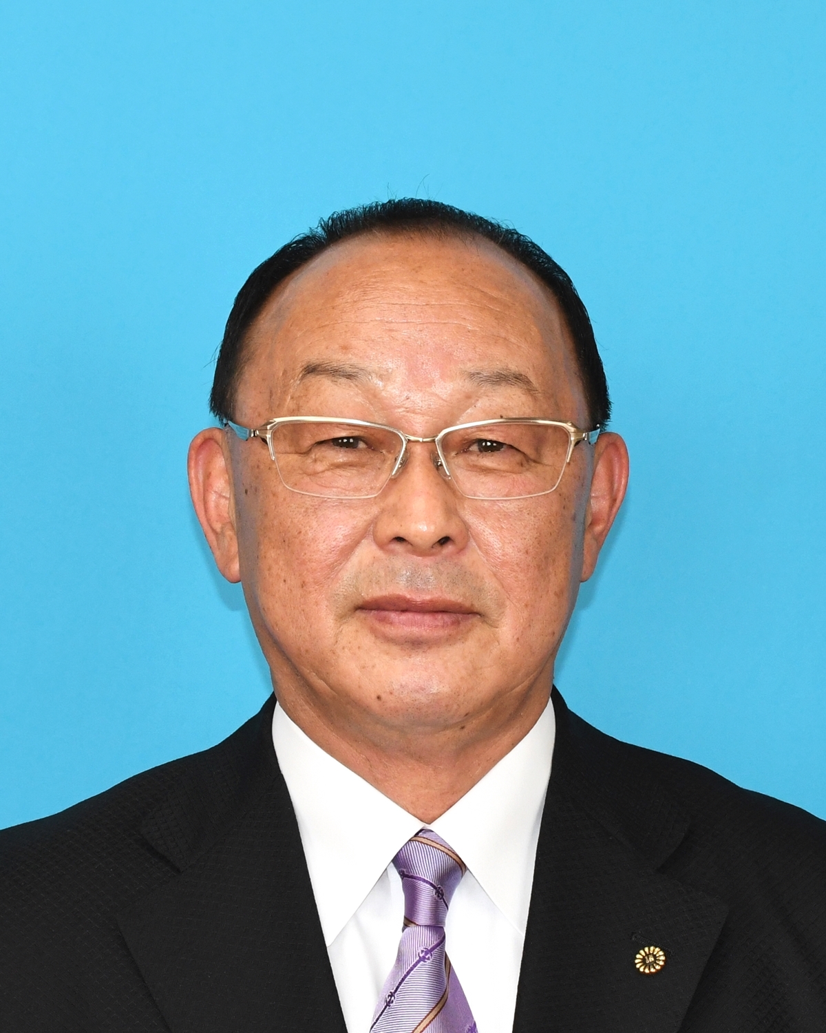 鈴木康弘議員の写真