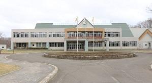 川湯小学校校舎の写真